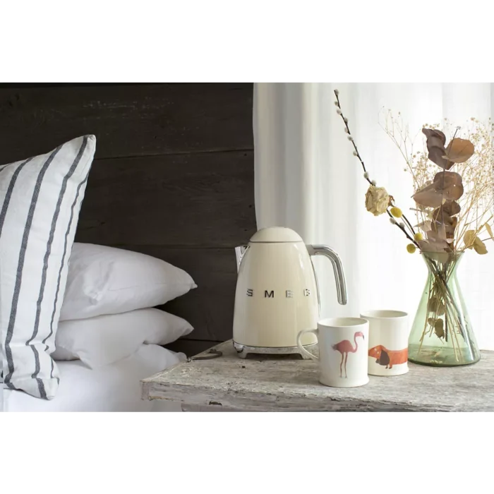 Bouilloire SMEG KLF03CREU crème – Image 8