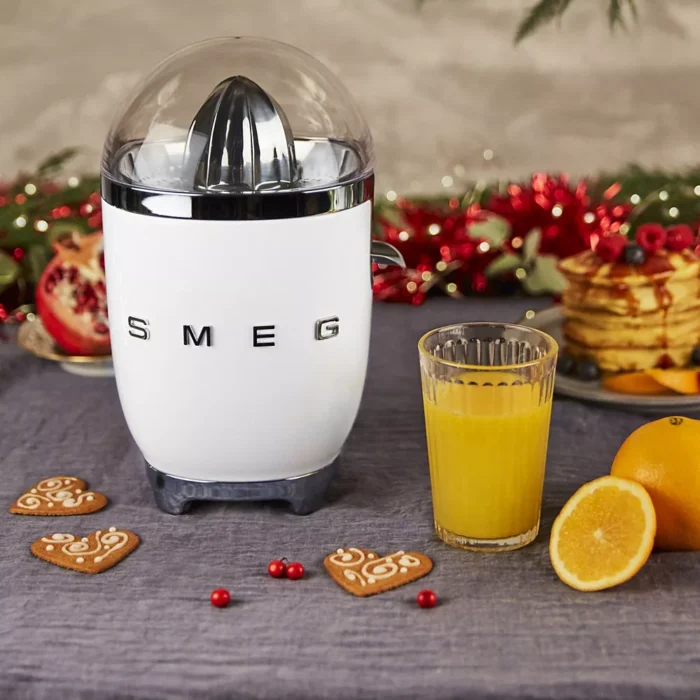 Presse-agrumes SMEG CJF11WHEU – Image 3