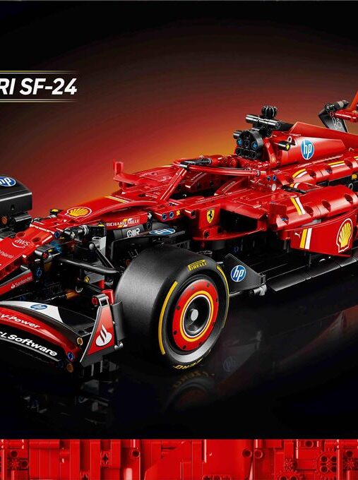 LEGO® Technic 42207 F1® Ferrari SF-24Concrétisez votre passion pour les voitures Ferrari et revivez toute l’exaltation d’un circuit automobile en construisant cette voiture de course de F1 Ferrari SF-24 LEGO Technic (42207). Ce kit de construction LEGO Ferrari ravira un adulte ou un ado passionné de sport automobile. La maquette 3D est un superbe cadeau à offrir pour un anniversaire ou pour toute occasion spéciale. Le kit LEGO offre également un projet de construction immersif qui permet de créer en pleine conscience les fonctions réalistes de cette maquette...